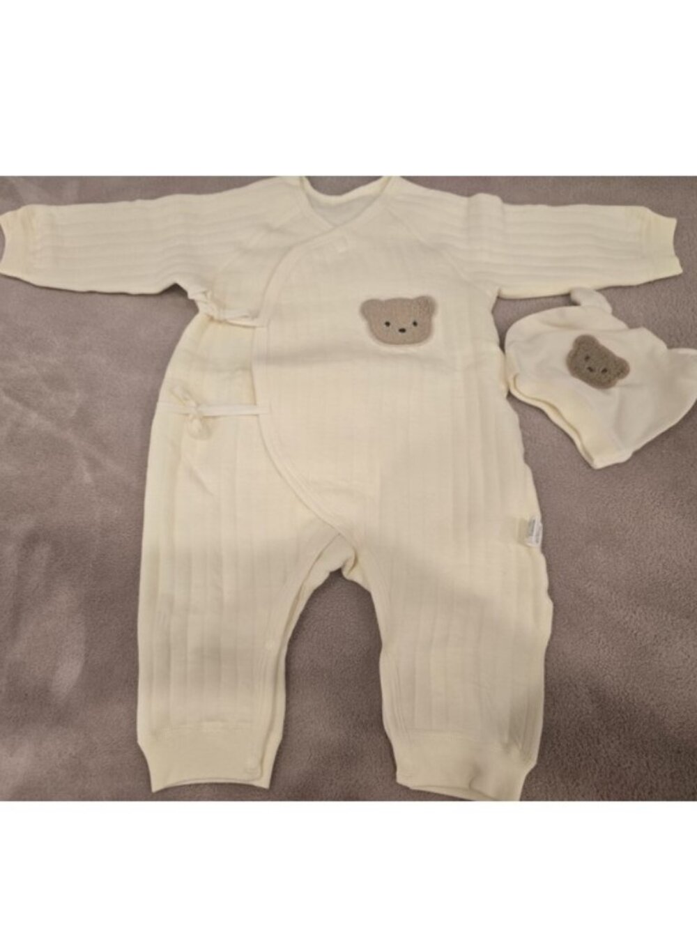 Soft Baby Romper Set Yellow or White Ribbed One-Piece with Baby Hat